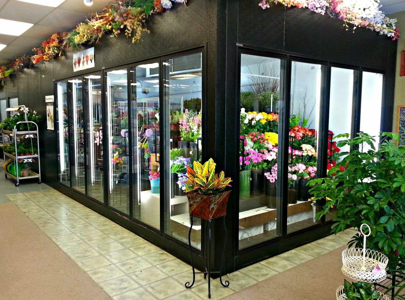 17 Best MinneapolisSt Paul Flower Delivery Services Petal Republic