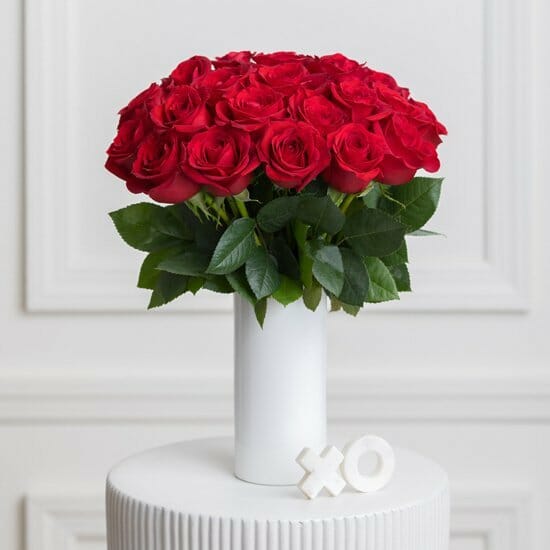 Ode a la Rose Roses Delivery in NYC