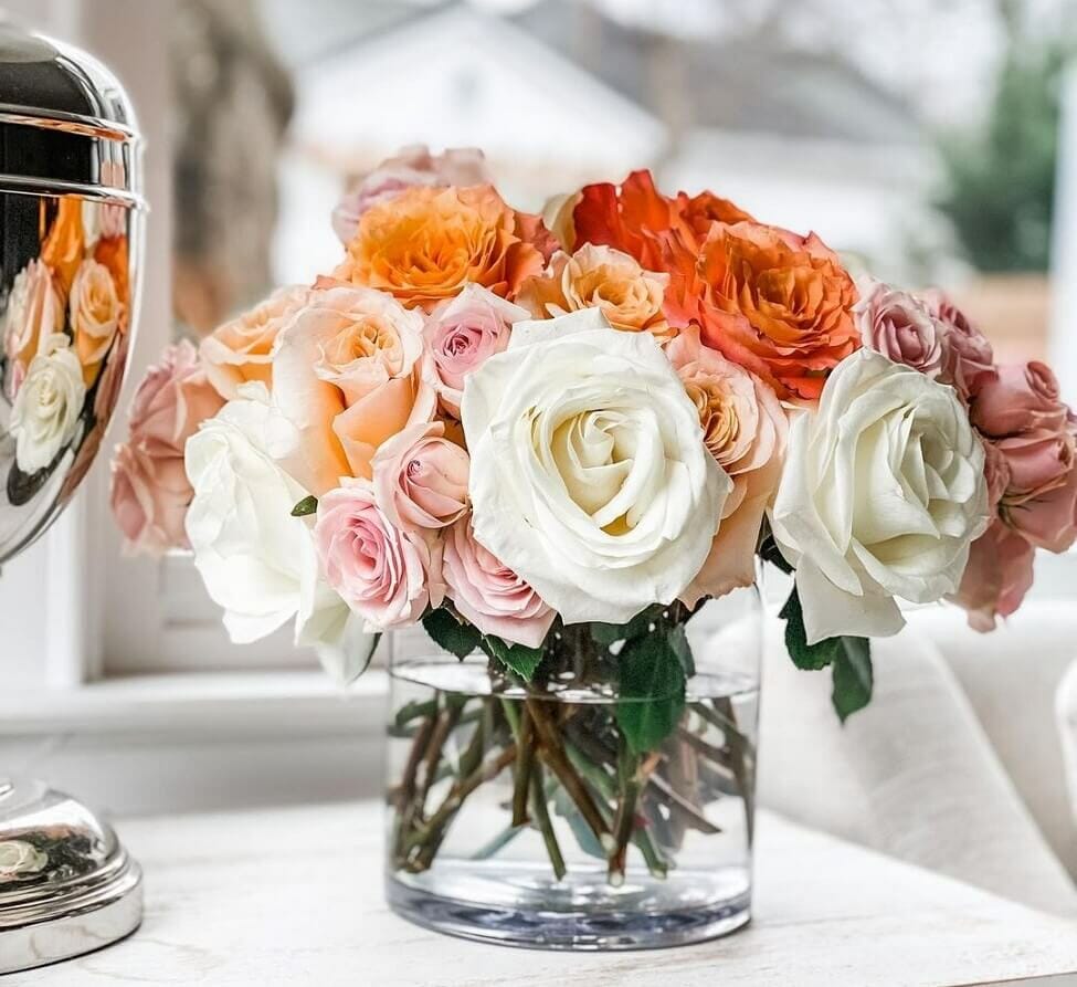 The Bouqs Flower Delivery in Maywood, California