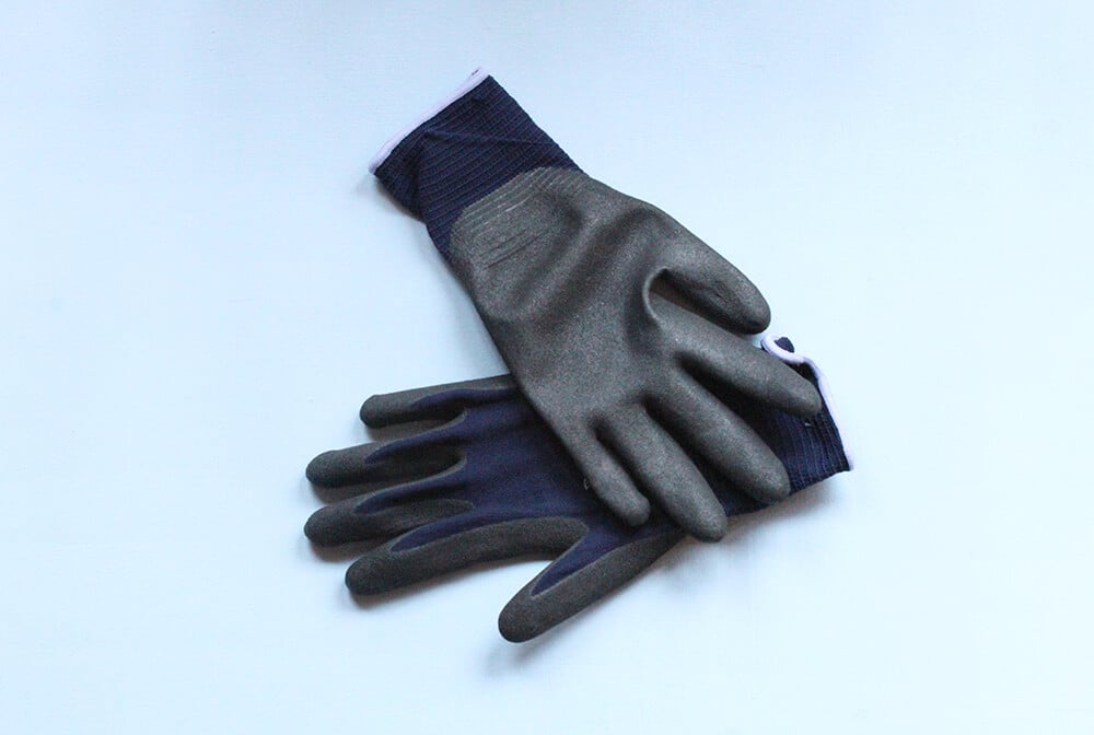 Protective gloves for floral design