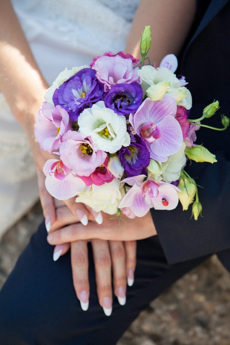 80+ Lisianthus Wedding Bouquets You’ll Want for Your Big Day! 💞 Petal — free download