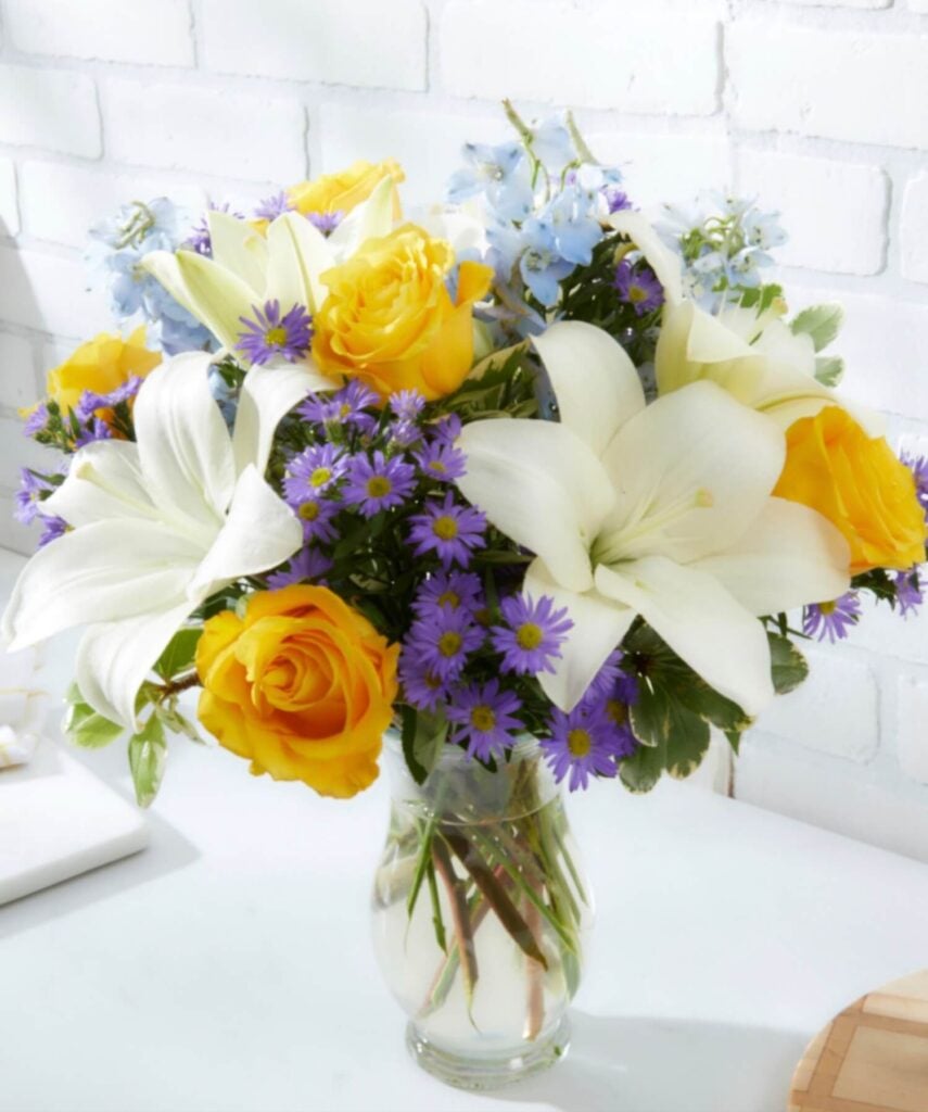 Blue Skies on the Golf Course From You Flowers Los Angeles arrangement